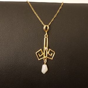 10K Gold Pearl Pendant Necklace